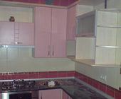 Кухня в розовом